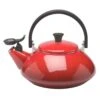Le Creuset Zen Fluitketel 1,5 Liter Staal Kersrood 2 Le Creuset Zen Fluitketel 1,5 Liter Staal Kersrood -Big Green Egg 9584 42060 1