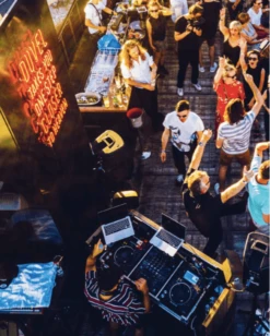 Black Smoke : BBQ, Booze & Attitude - Jort Althuizen -Big Green Egg schermafbeelding 2021 03 24 om 13.14.04